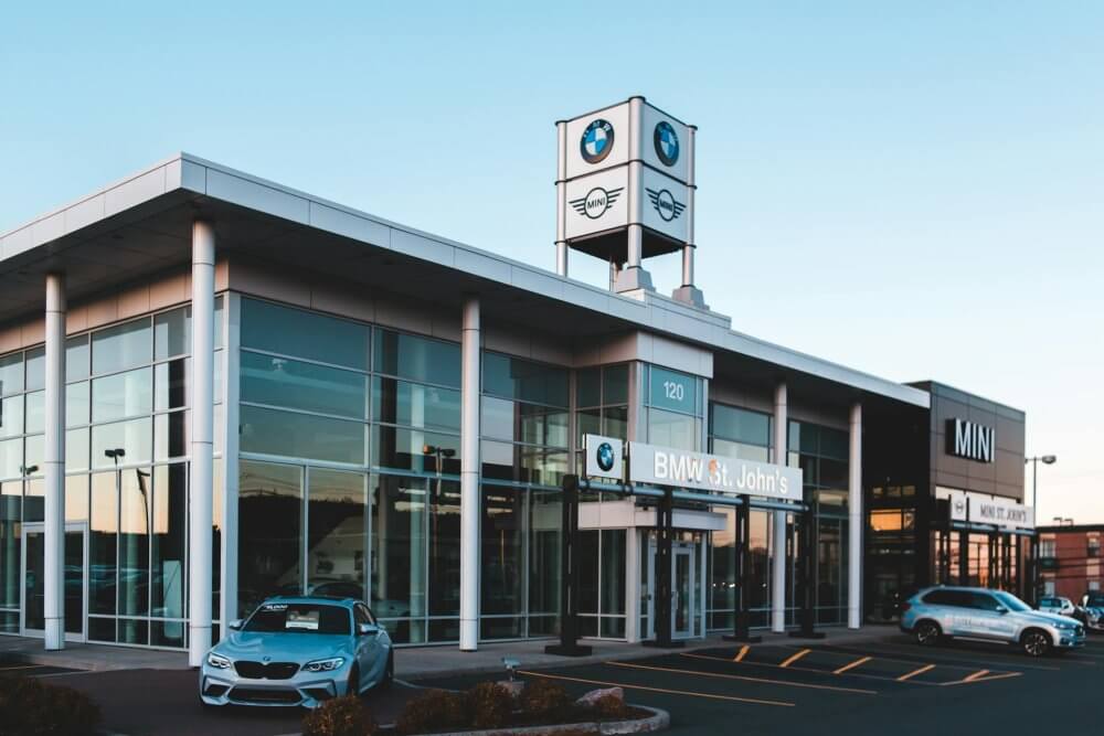 car dealerships: vehicle key management system