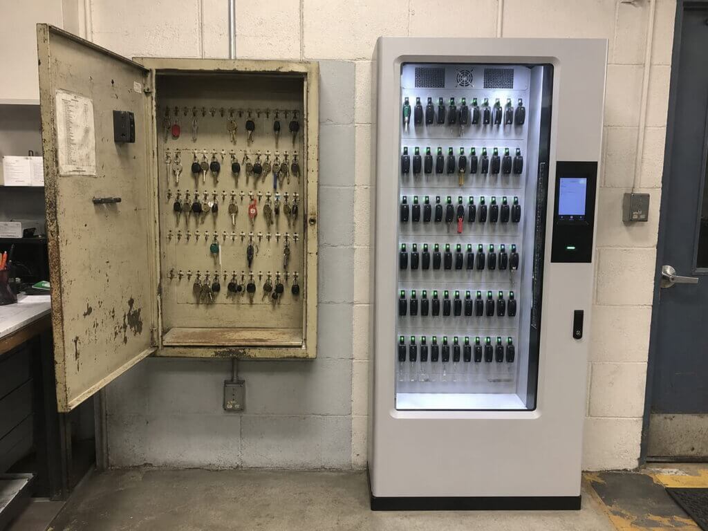 traditional-key-storage-vs-electronic-one